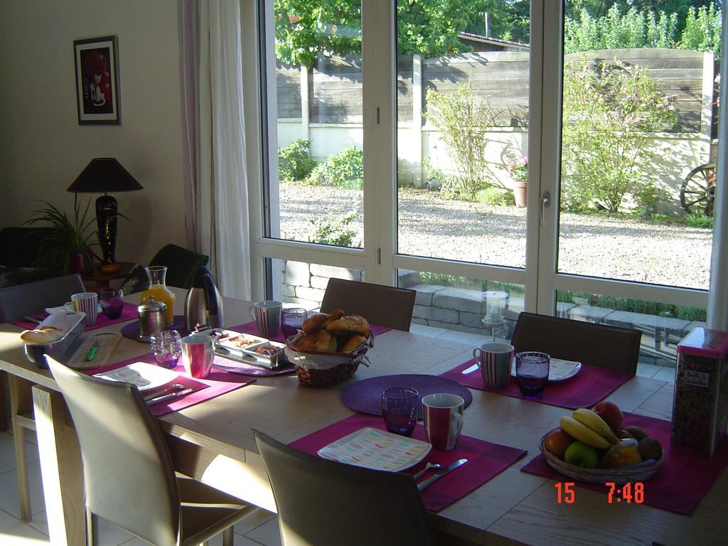Aux Plumes De Grigy Bed & Breakfast Metz Exterior foto